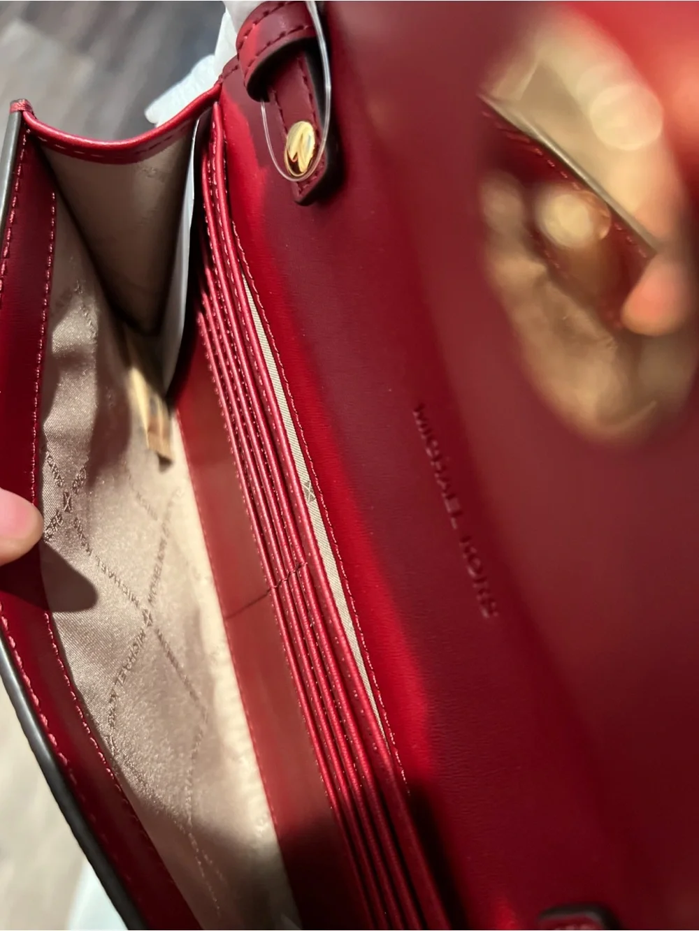 Michael Kors cherry 🍒